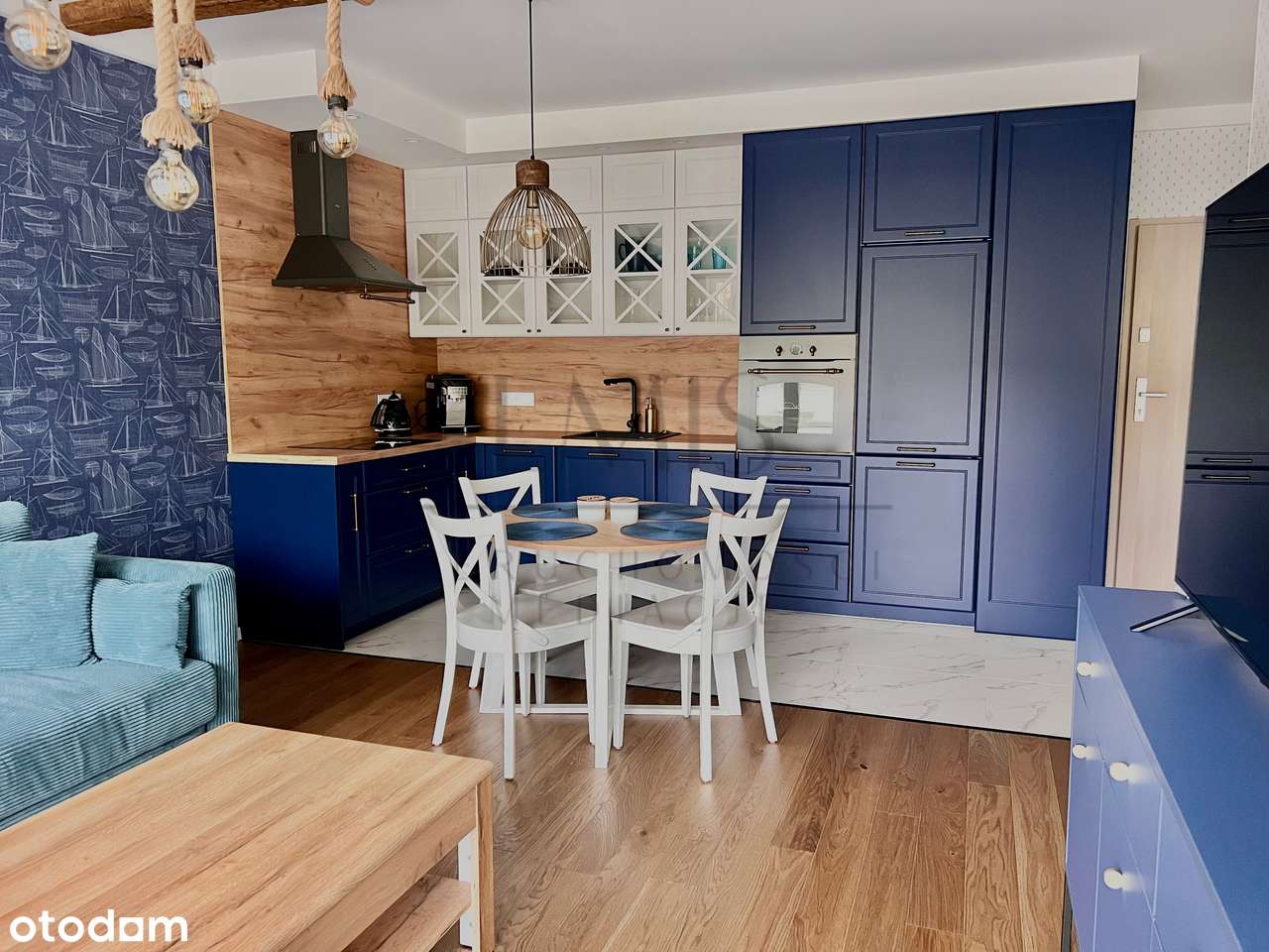 Mieszkanie z wielkim tarasem - 1,7 km od plaży-5