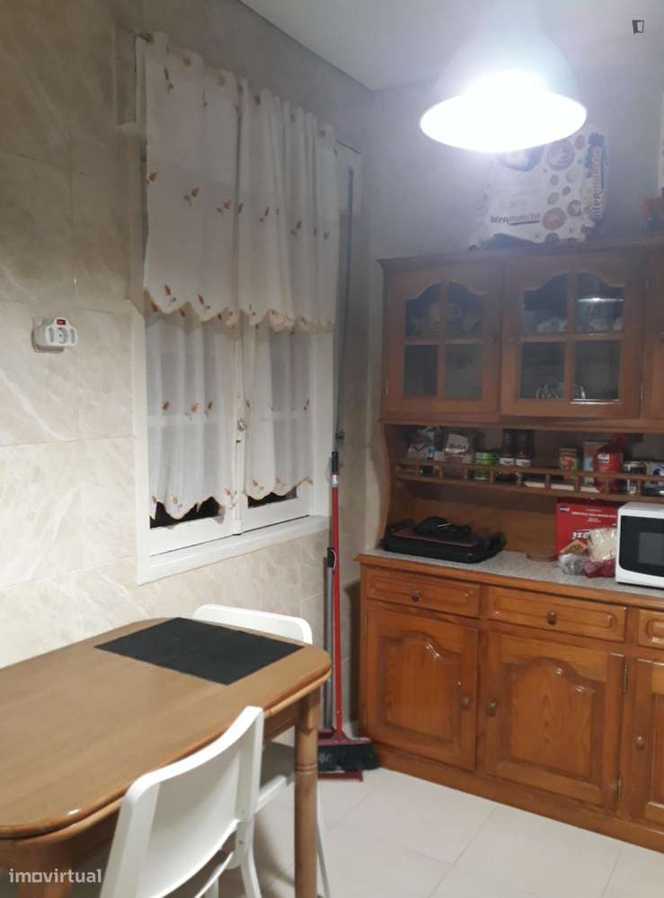 Quarto - localizado em Foz do Douro Porto - Grande imagem: 4/6