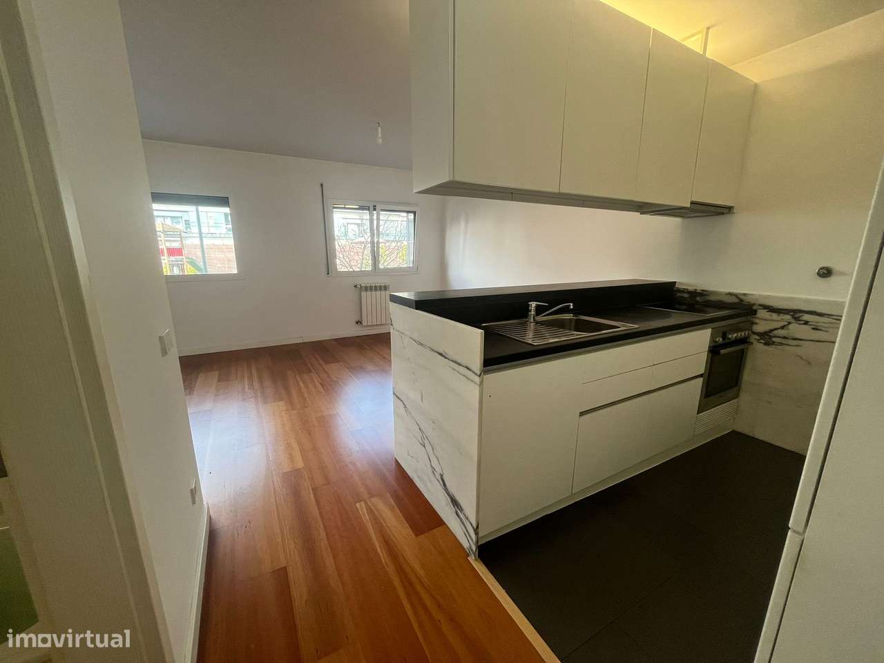 T0 Parque das nações 45 m2 - Grande imagem: 2/9