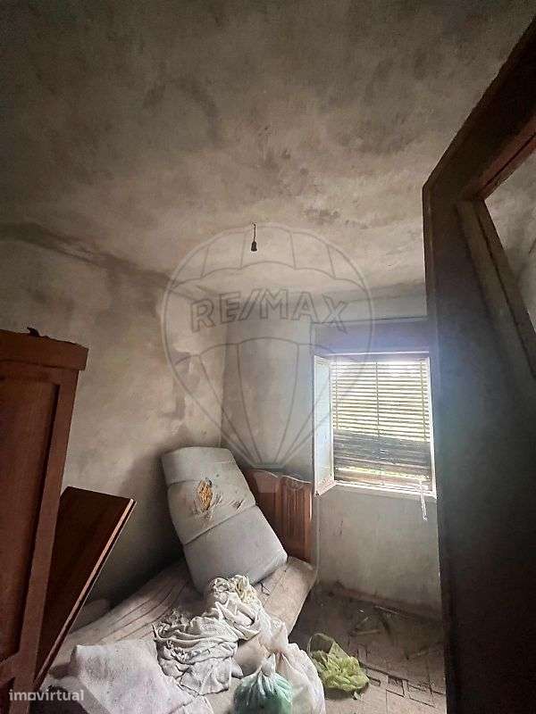 Moradia T2 para venda-19