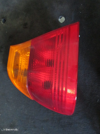 Farol Tras 8364921 BMW E46 1999 4P ESQ - 1