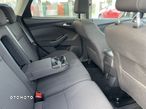 Ford Focus 1.0 EcoBoost Titanium - 23