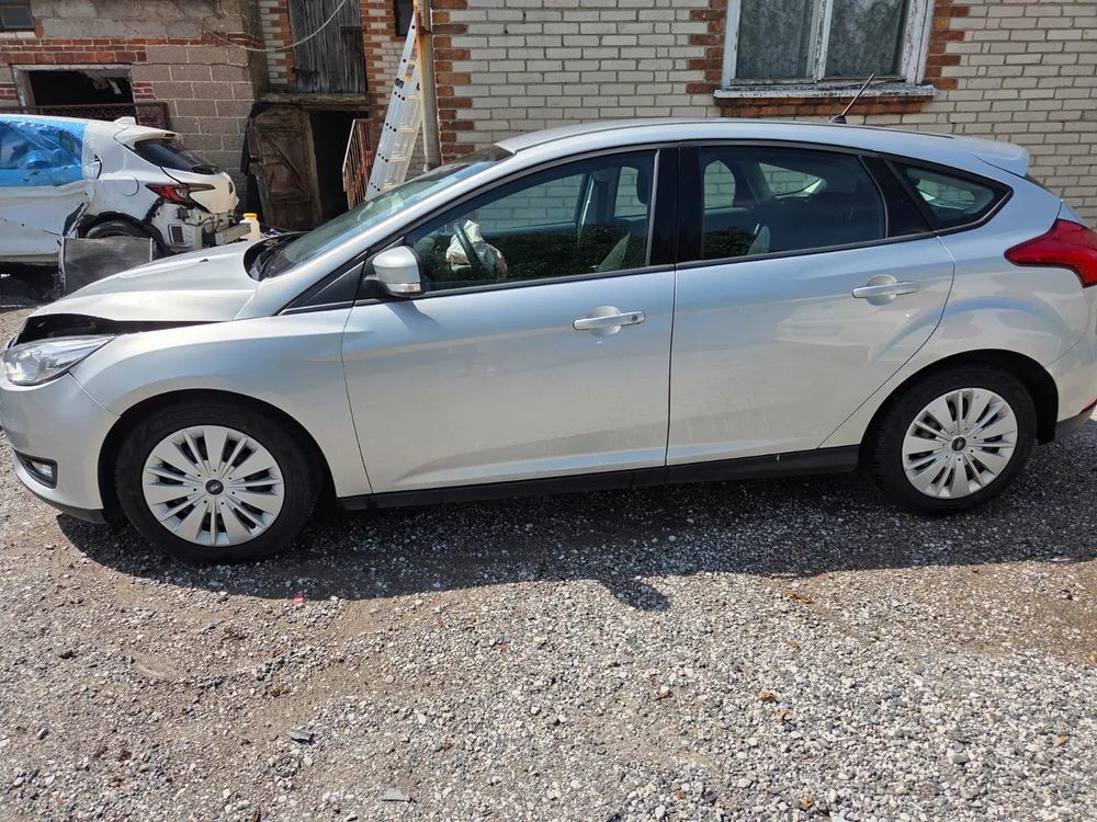 Ford Focus Mk3 (2010-2018) 1.5 EcoBlue Connected 2018