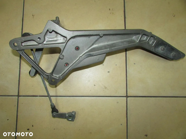 Honda Hornet 600 PC 34 podnóżek set panel lewy - 2