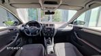 Volkswagen Jetta 2.0 TDI DPF BMT Comfortline - 11