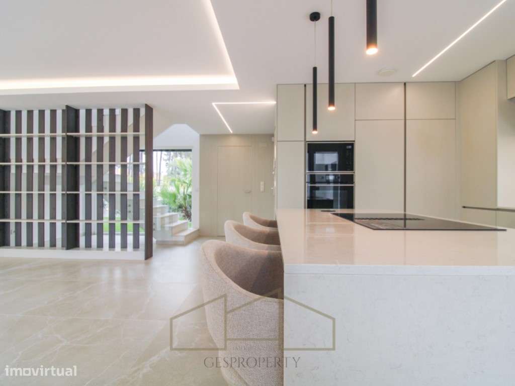 Moradia Isolada T3 com piscina pronta a escriturar na Aroeira-24