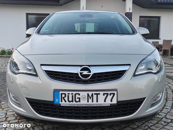 Opel Astra 1.6 Color Edition - 10