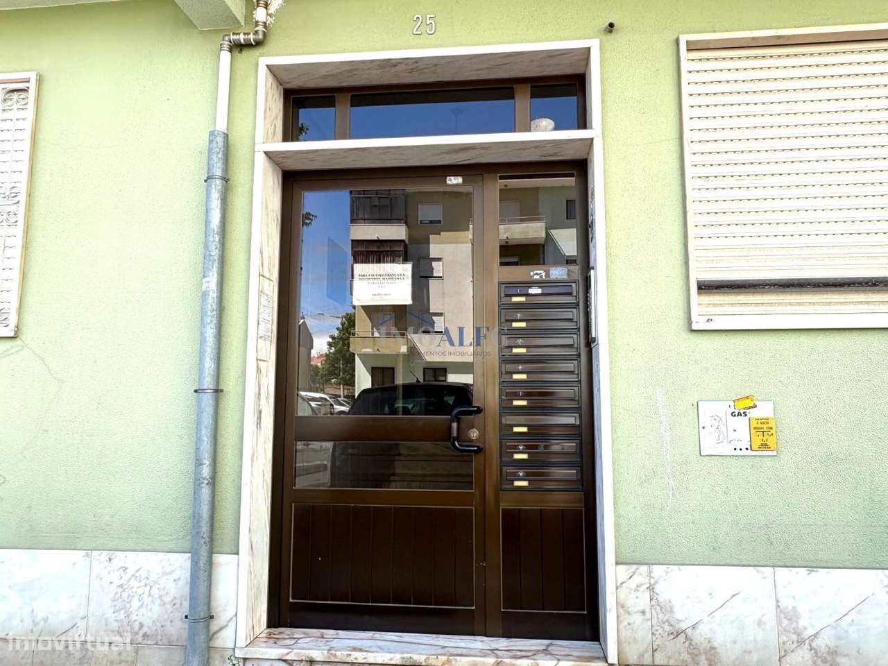 Apartamento T2 na Arrentela- Seixal, junto a transportes-25