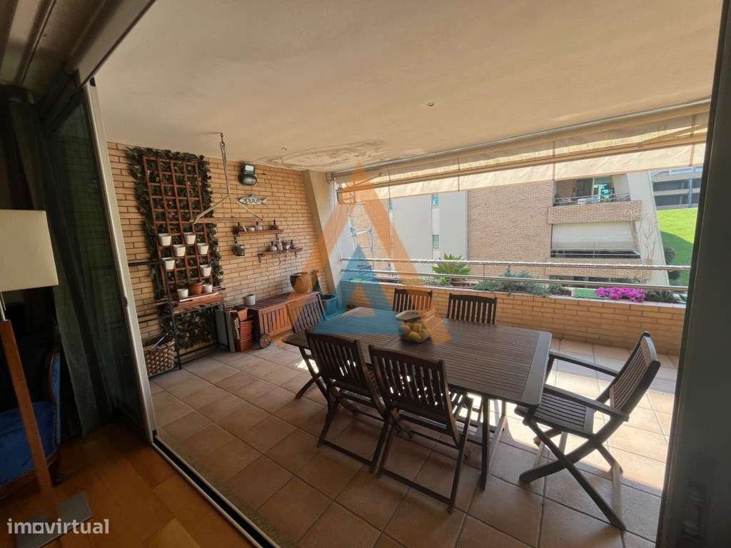 Exclusivo T3 em Condomínio Privado - Grande imagem: 5/45