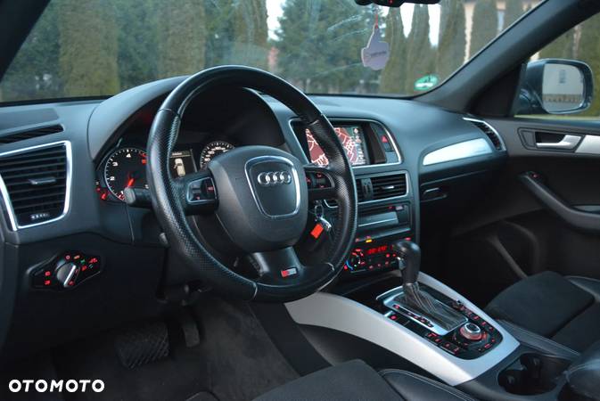 Audi Q5 2.0 TDI quattro Stronic - 31