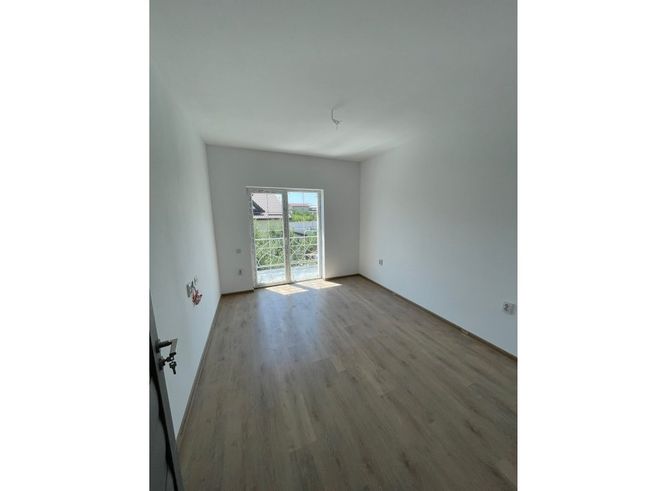 Casa tip triplex, toate utilitatile, mansarda, Comision 0-1