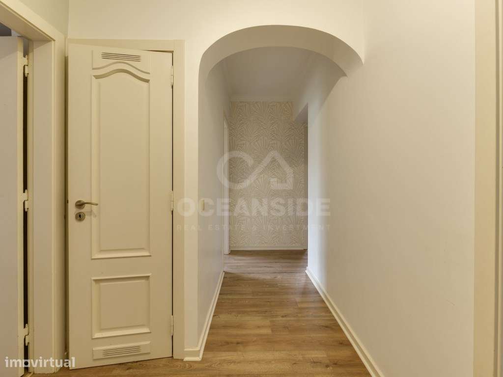 Apartamento T2, com terraço de 70 m² - Grande imagem: 2/25