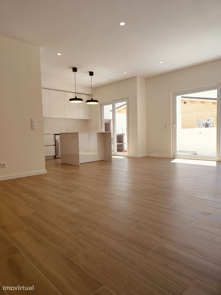 Moradia Geminada T3 com duas Suítes - Oferta 1% do valor de aquisição-32