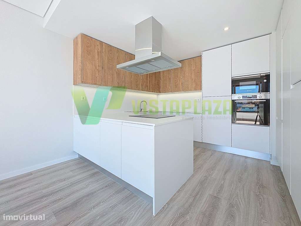 Apartamento T2 em Alvor com Terraço Privativo e Vista Ria de Alvor-11