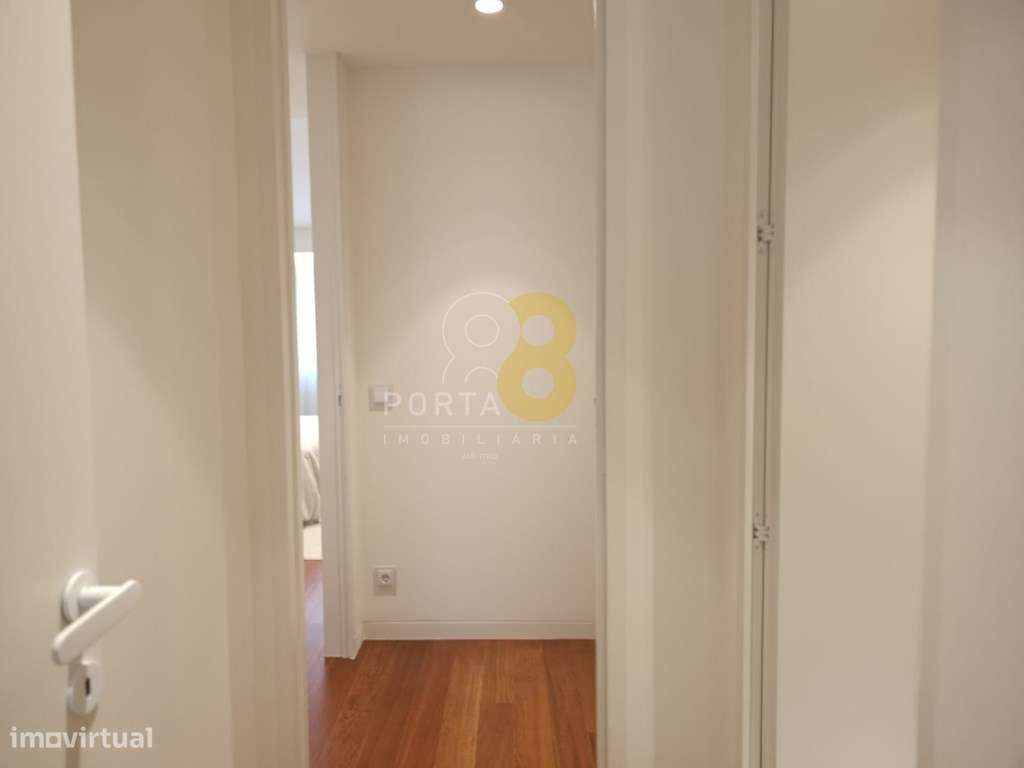 Luxuoso Apartamento T3 na Boavista frente ao Rosario-14