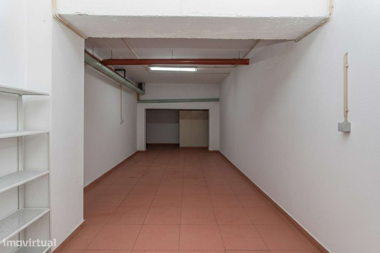 Apartamento T3 em Condomínio Privado – Abrunheira-32