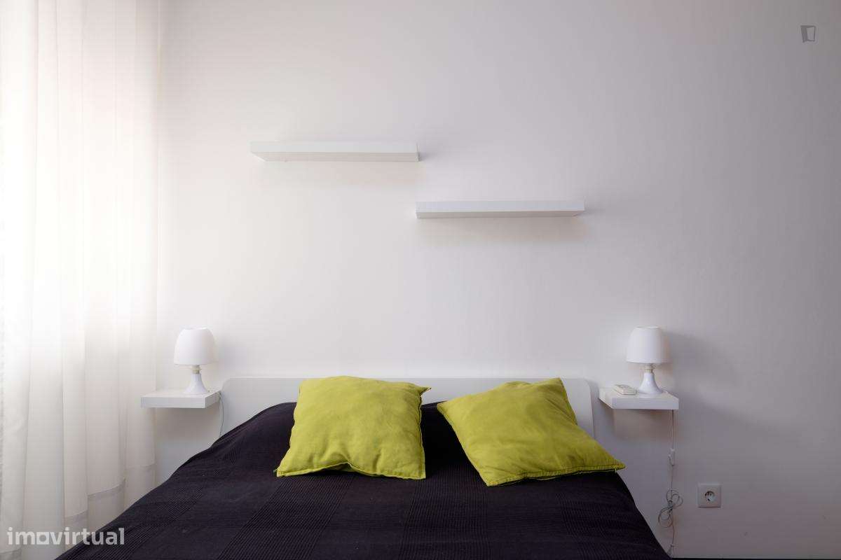 Estúdio - localizado em Baixa Coimbra - Grande imagem: 5/10