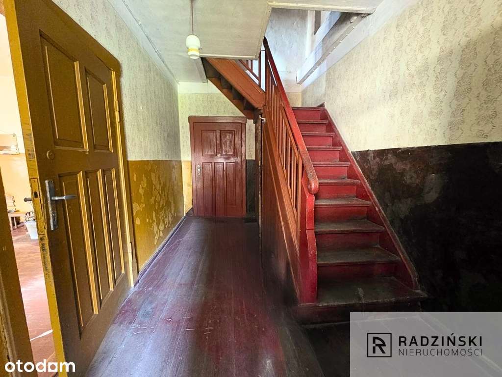 Poniemiecki dom przy lesie w Brzezince-4