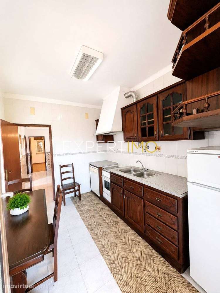 Apartamento T3 no centro de Vendas Novas-13