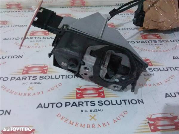 broasca usa dreapta spate citroen c5 2013 - 1