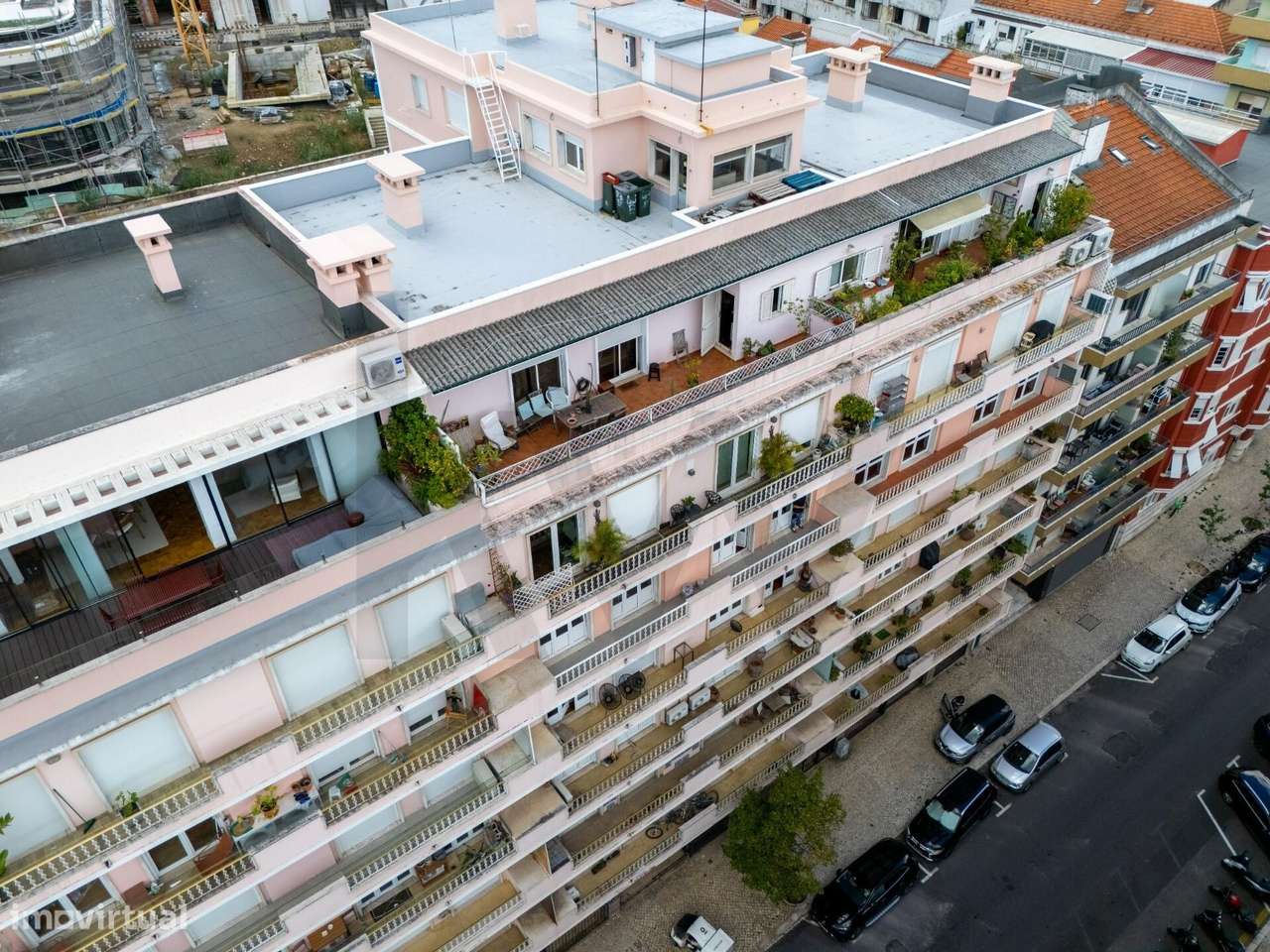 T4 com 192 m2 na Estefânia-28