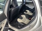 Volvo V40 Cross Country T3 Geartronic Momentum - 15