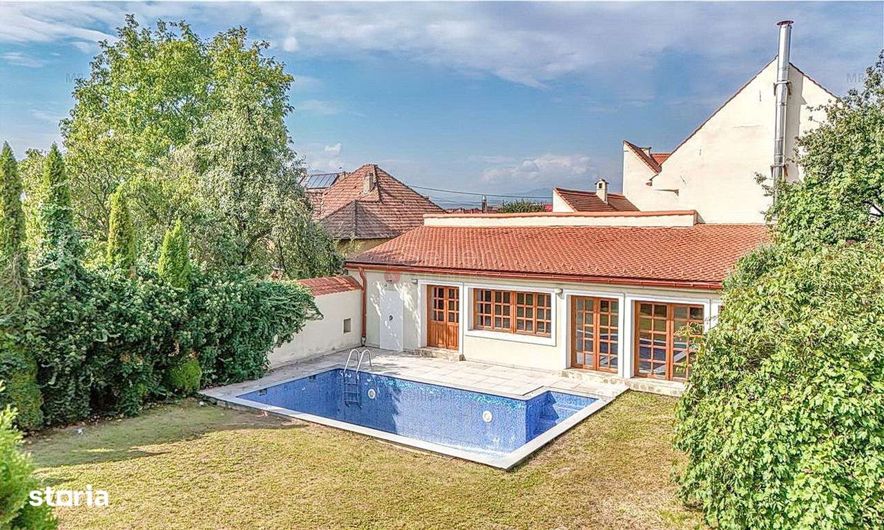 Casa saseasca cu teren generos - Imagine principală: 2/20