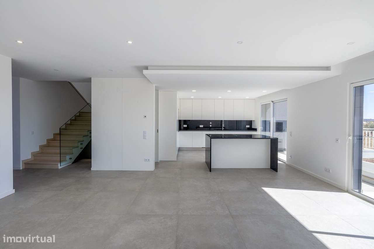 MORADIA NOVA T3 COM GARAGEM PARA VENDA NA MEXILHOEIRA GRANDE - Grande imagem: 5/30