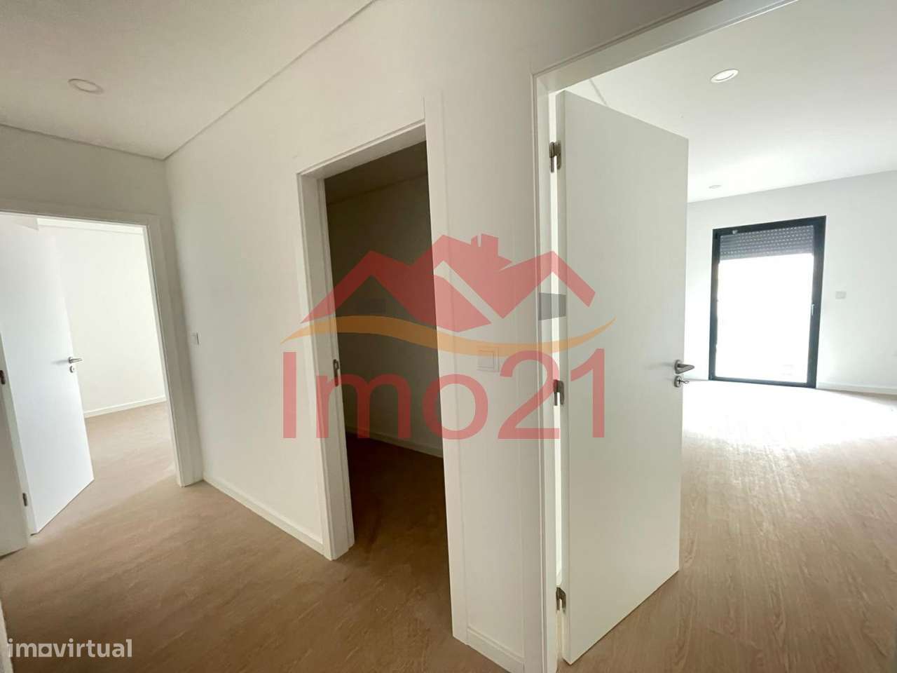 T2 Duplex com Terraço novo em Esgueira-7