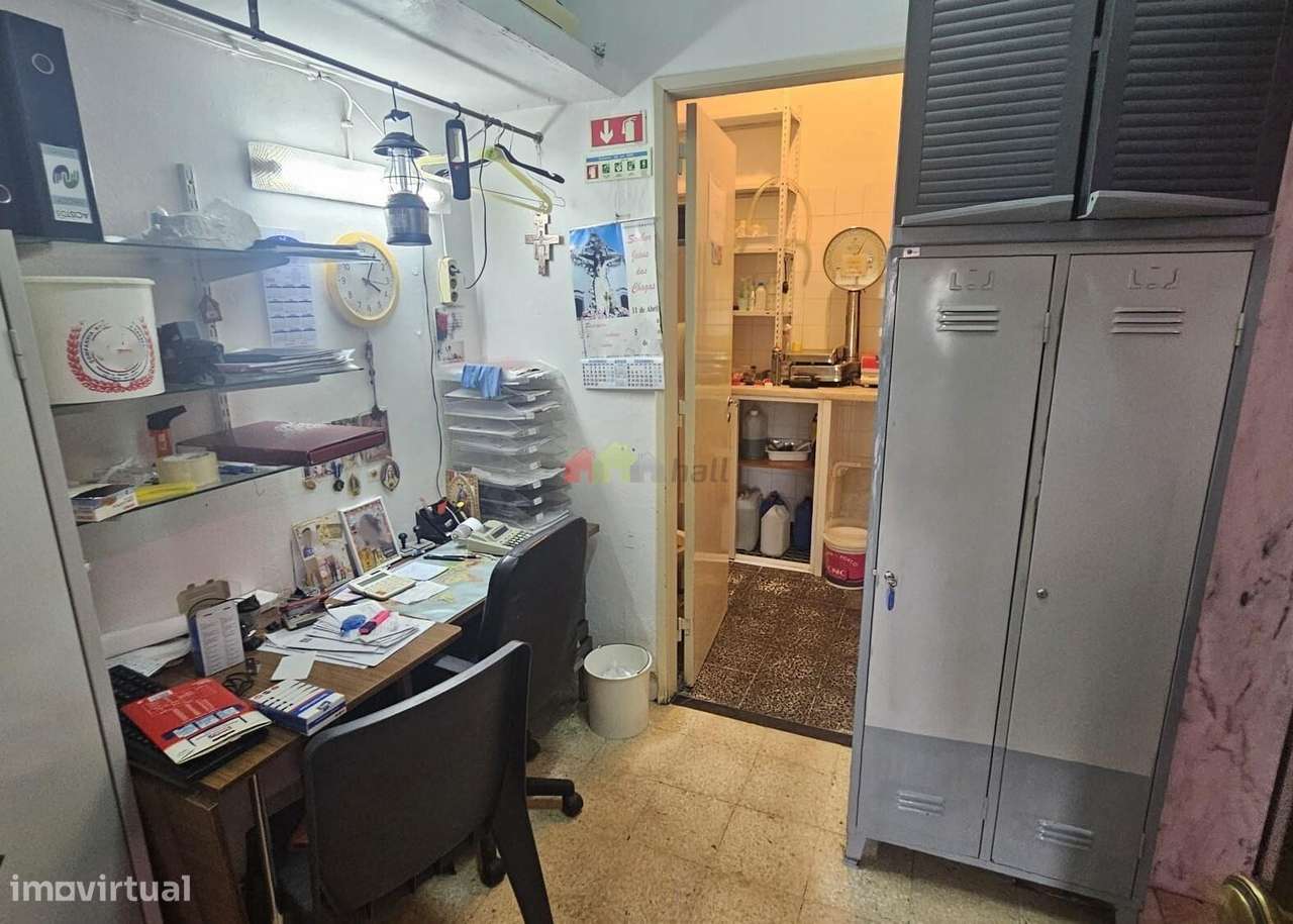 Loja equipada na Cotovia - Grande imagem: 2/16