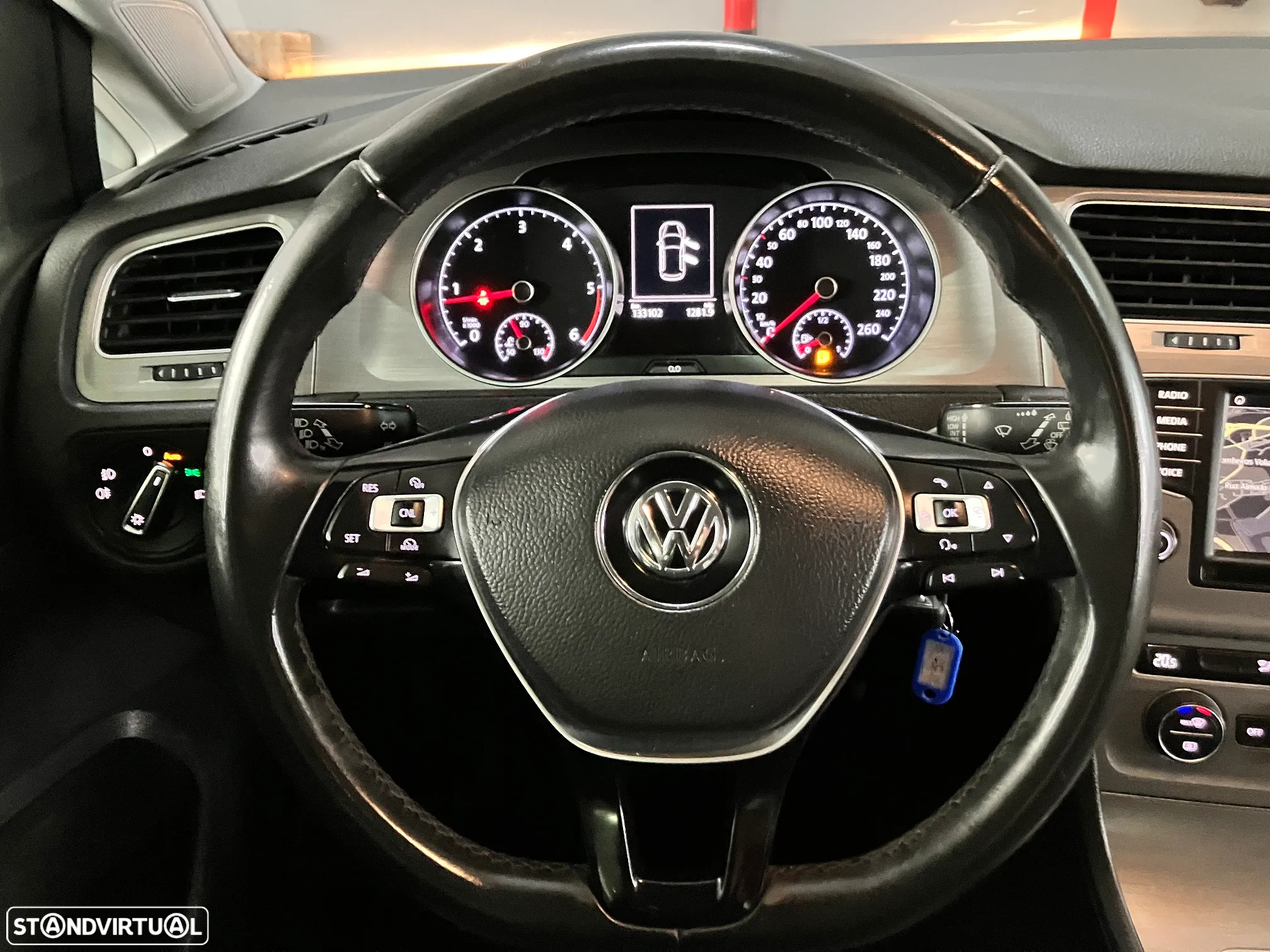 VW Golf 1.6 TDi GPS Edition - 23