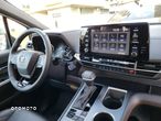 Toyota Sienna - 10