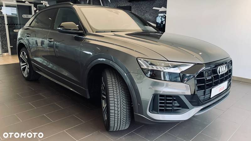 Audi Q8 55 TFSI mHEV Quattro Tiptronic - 4