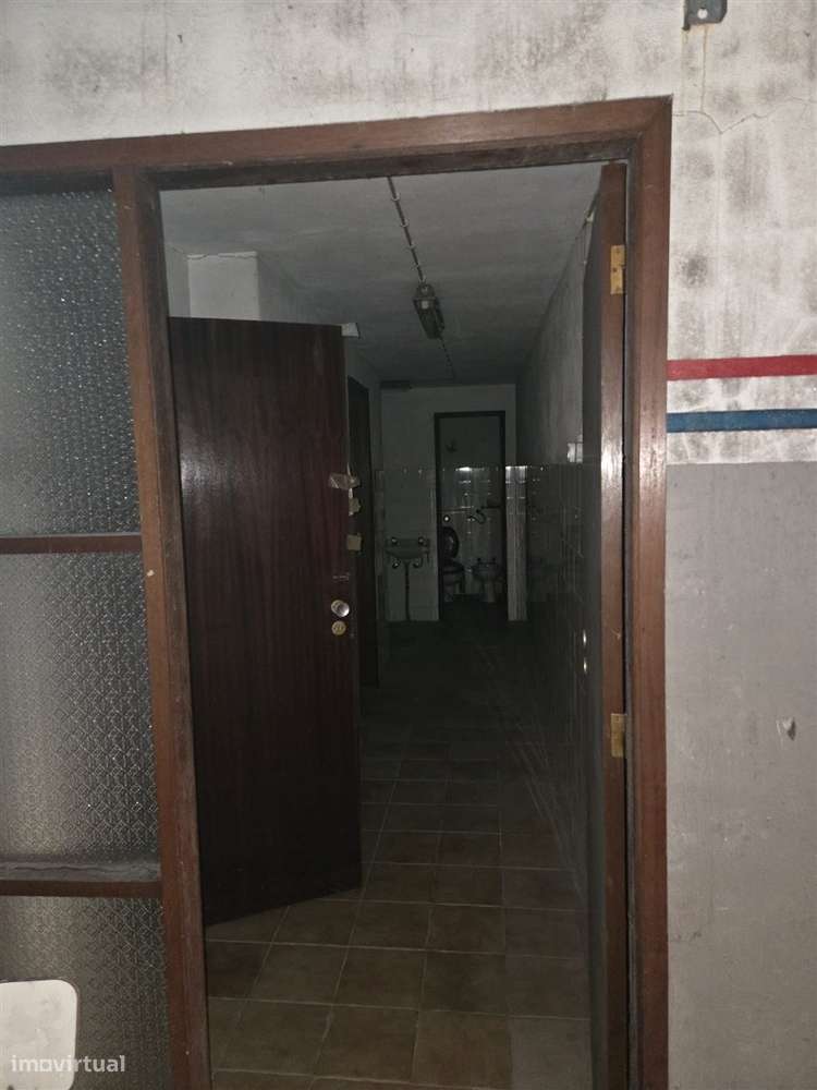 Armazém  Venda em Rio Mau,Penafiel-6