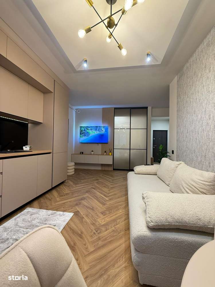 Proprietar vând ap 3 camere Florești, două băi, balcon de 10 mp - Imagine principală: 4/16