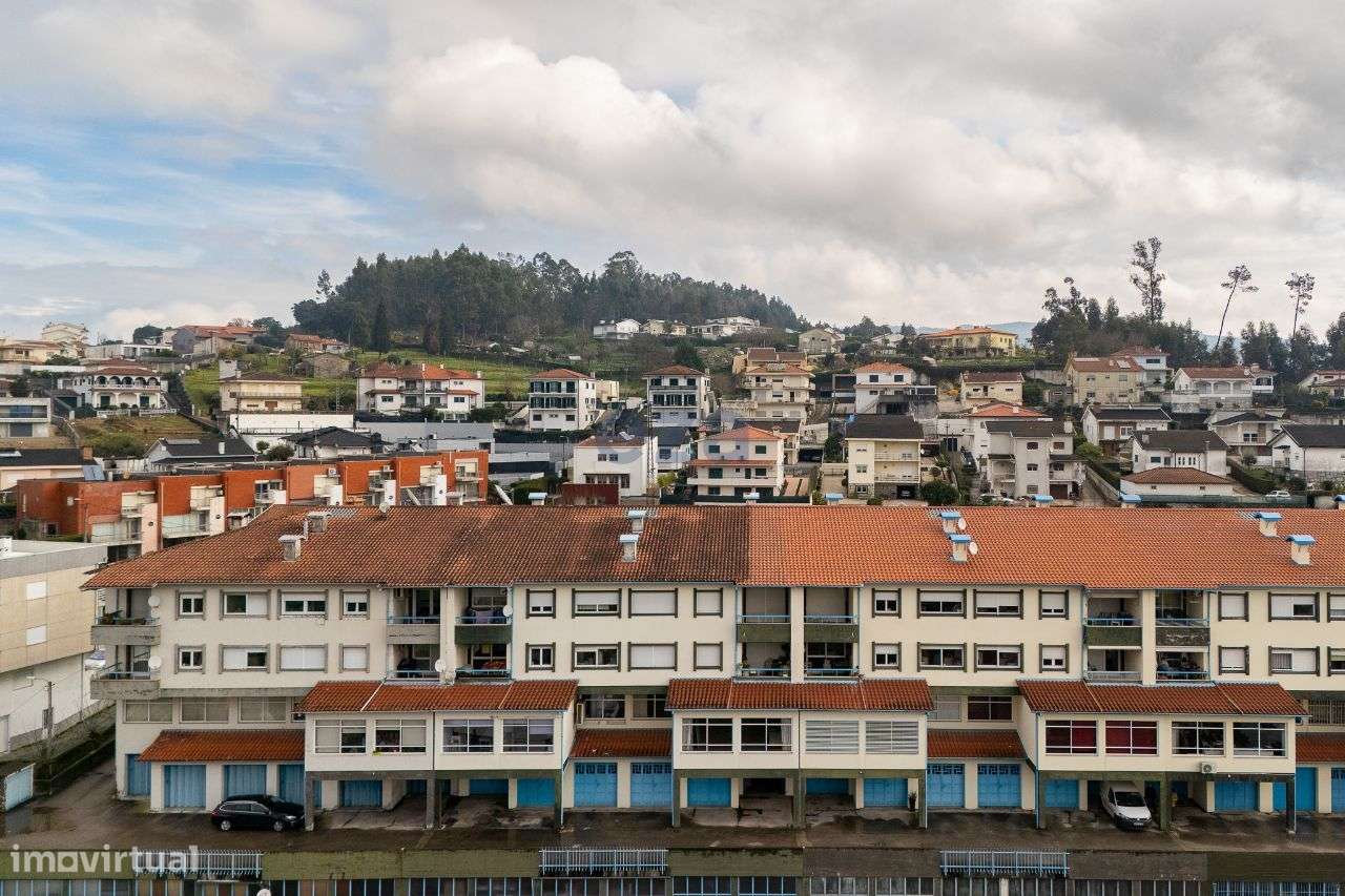 Loja, 169 m², Candoso São Tiago e Mascotelos-26