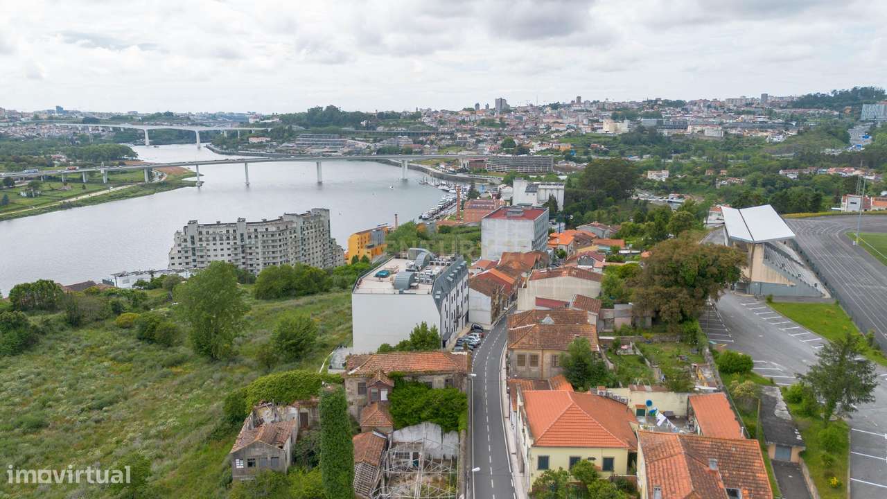 Estudio em Valbom perto Palácio Freixo - Grande imagem: 4/20