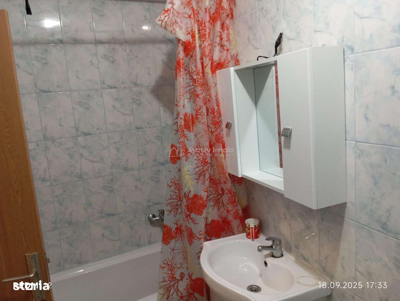 metrou Aparatorii Patriei - 2 camere - ideal sediu firma - nemobilat - - Imagine principală: 5/10