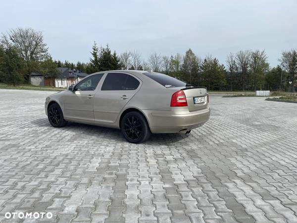 Skoda Octavia 1.6 Elegance Tiptr - 6