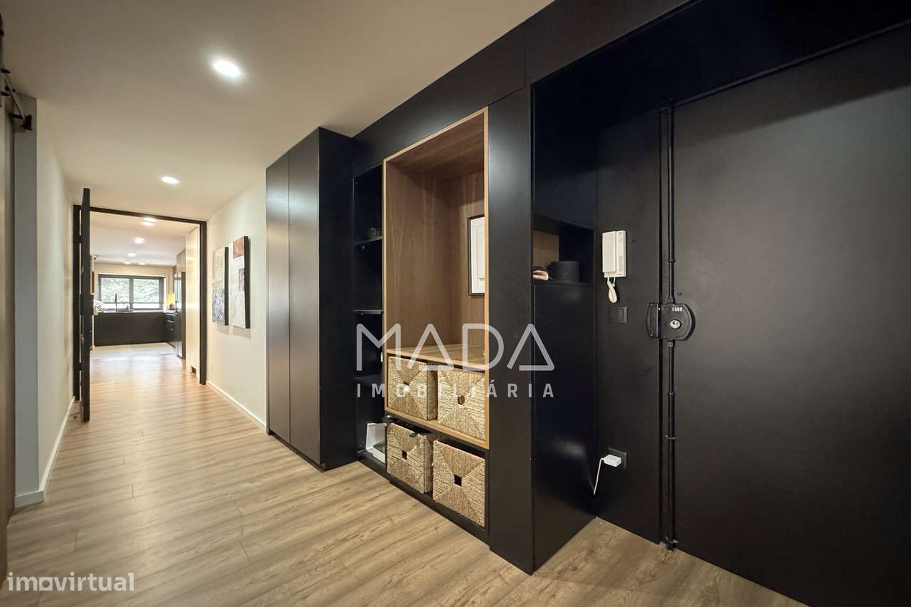RENOVADO Apart. T3 c/2 suites e garagem fechada no centro de Braga-10
