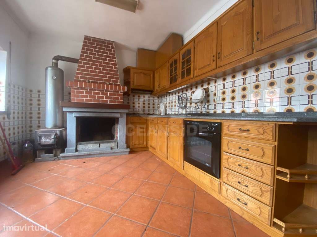 Moradia T4 em São Miguel de Acha-14