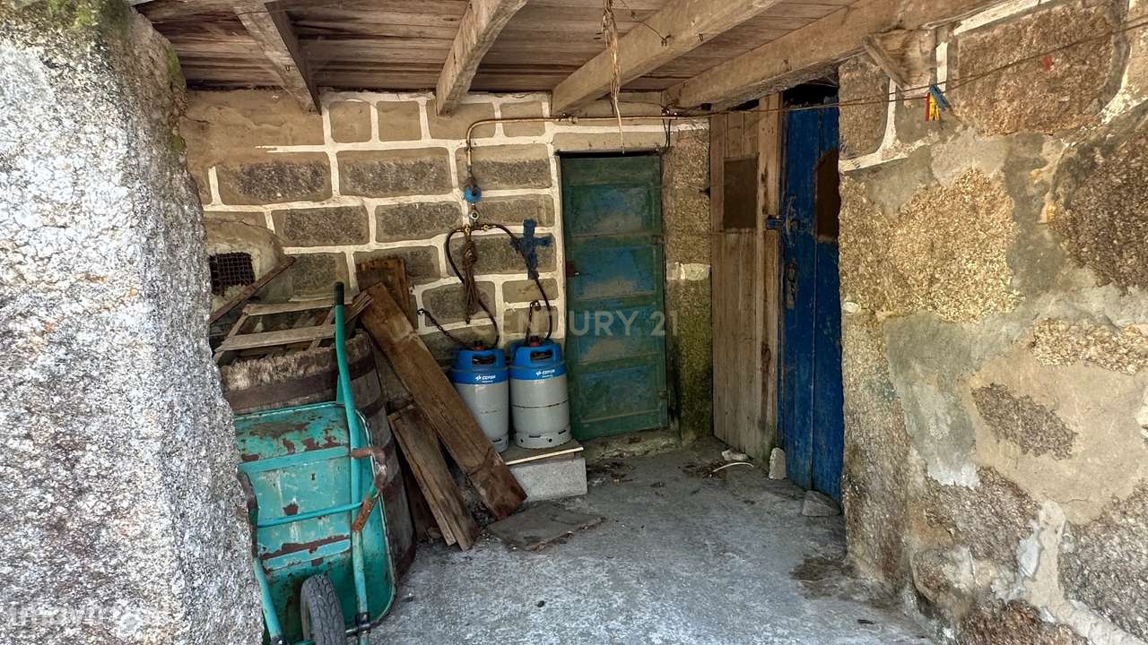 Casa no Gerês — Uma Oportunidade Rara no Mercado-15