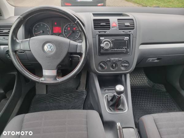 Volkswagen Golf V 1.4 Comfortline - 5