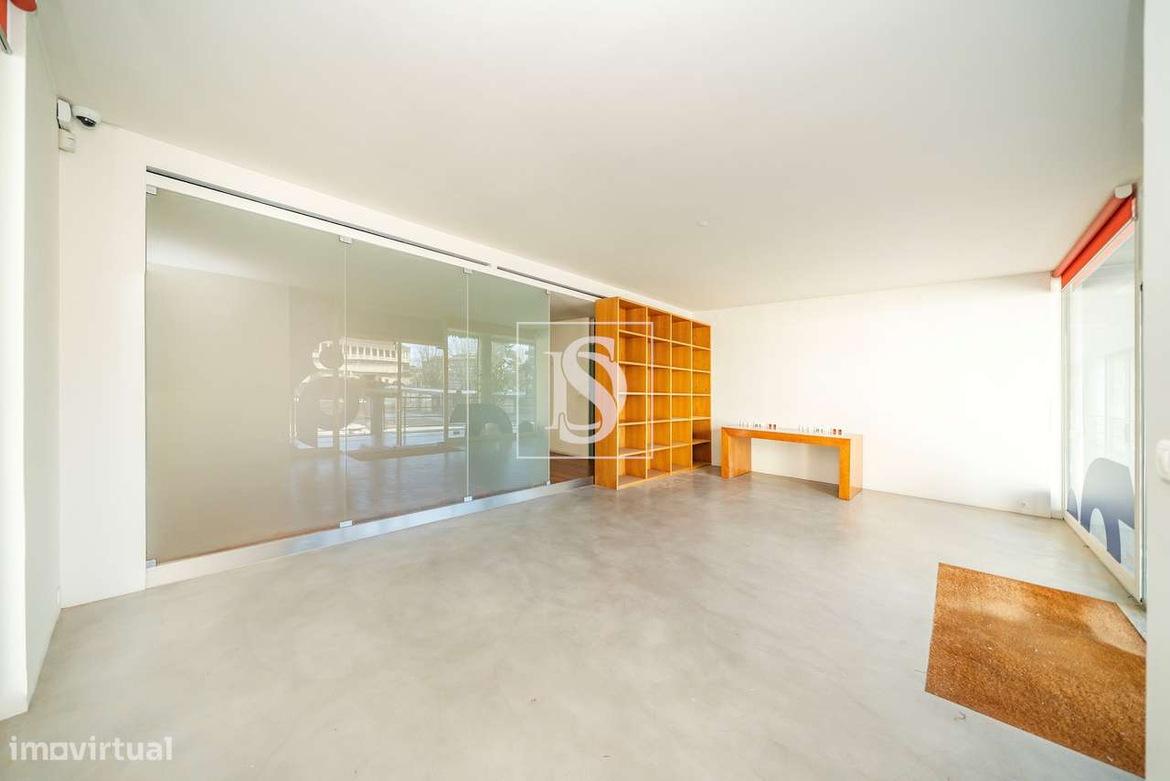 Loja 141m2 na Praça da Justiça, em frente ao Tribunal, Braga-12