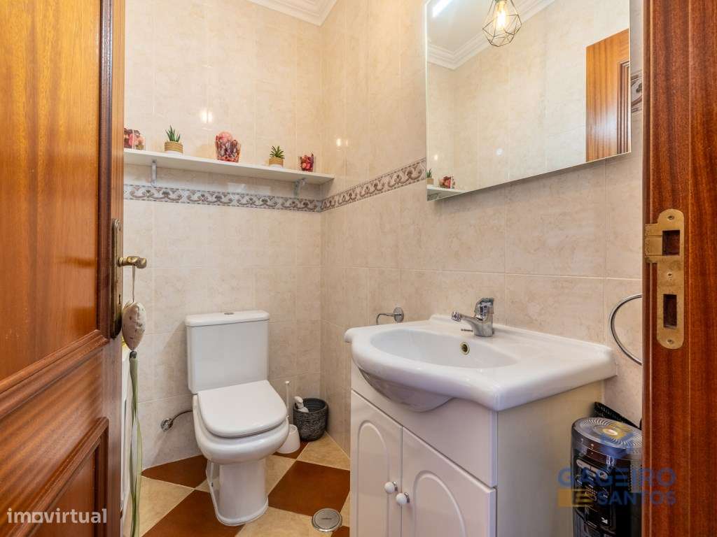 Moradia T3 em condomínio com terreno em Famalicão, Nazaré-10