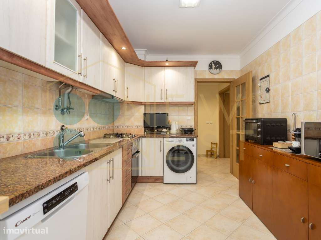 Apartamento T2 com Varandas e Arrecadação no Vale do Cobro | Setúbal - Grande imagem: 2/27