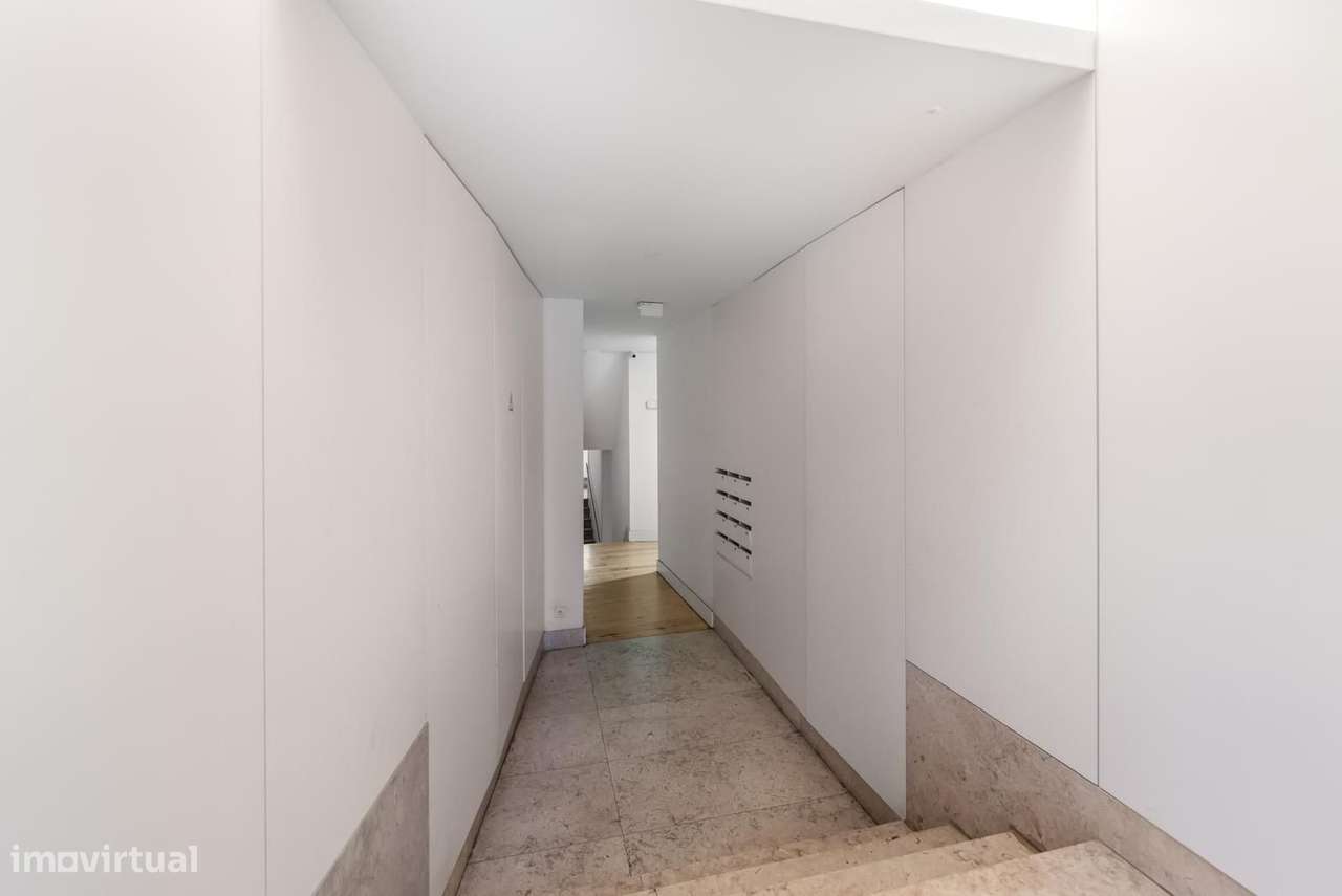 Apartamento T0 + 1 com vista, Chiado, Lisboa - Grande imagem: 2/26