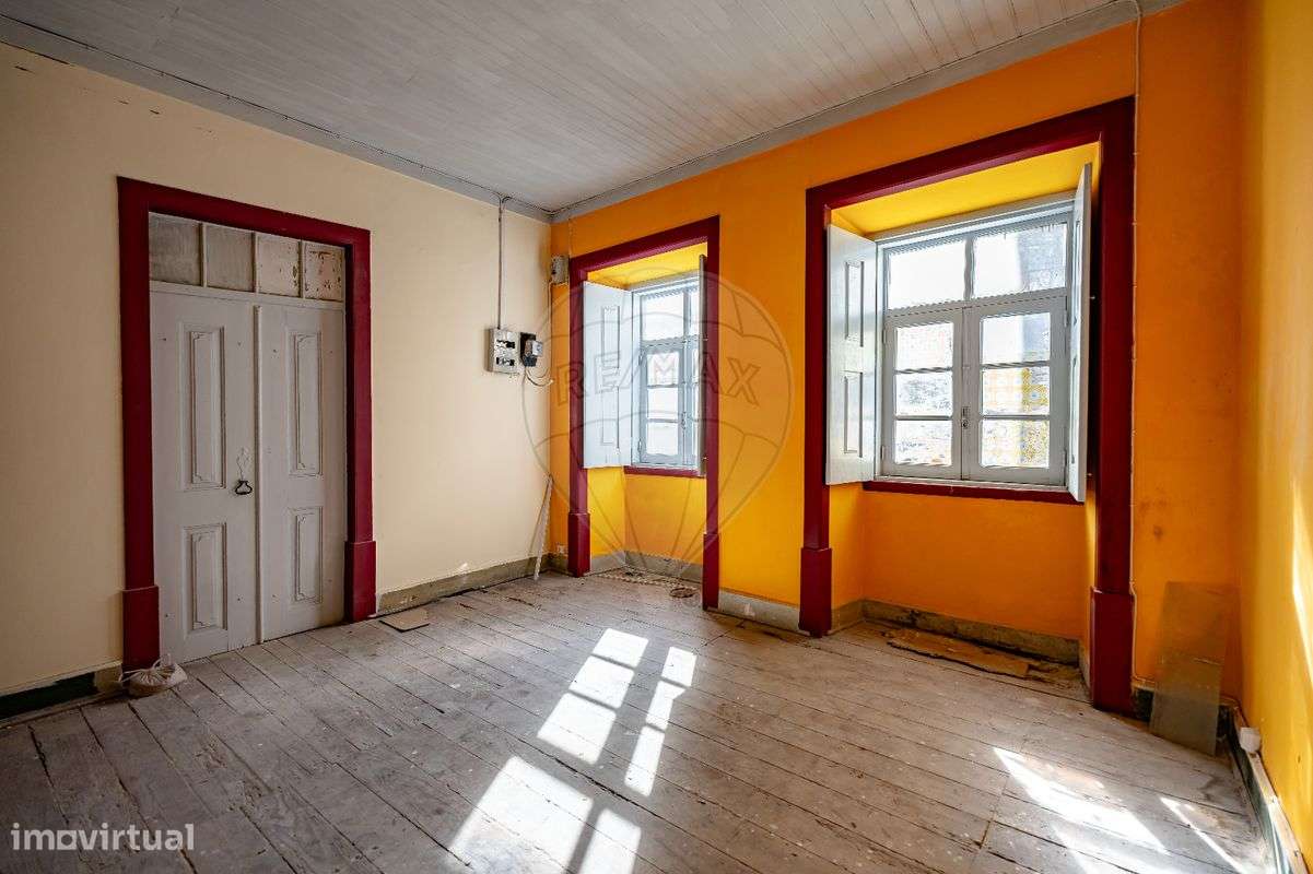 Prédio T6 para venda - Grande imagem: 2/37