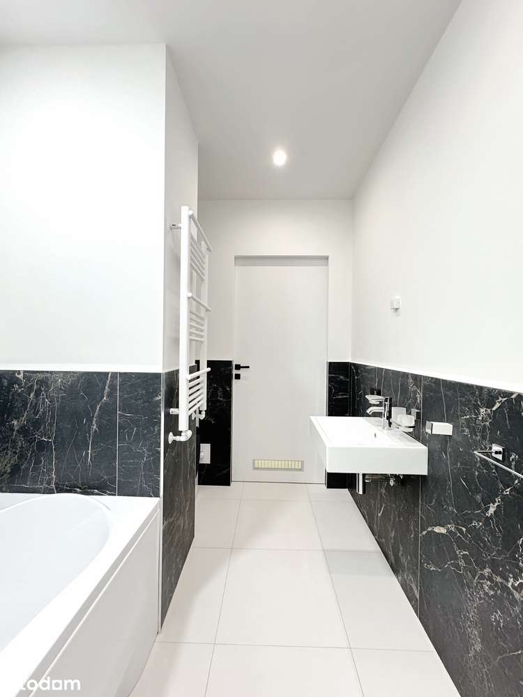 3 pok. apartament w centrum Katowic, plac Andrzeja, do zamieszkania-3