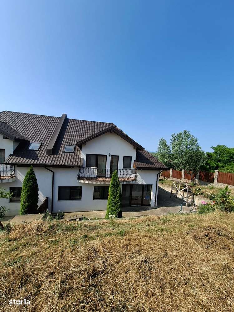 Casa parter si etaj 4 camere zona BUCIUM plopii fara sot - Imagine principală: 4/18